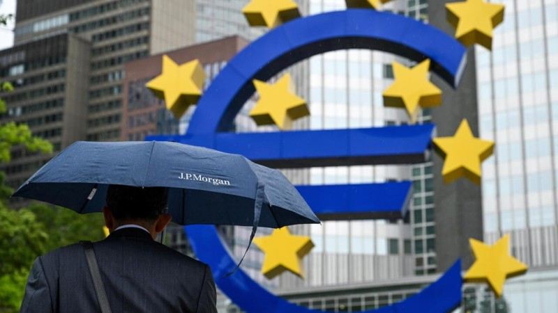 How much longer can the eurozone hold out? The ECB has reached the end of its rate hike cycle